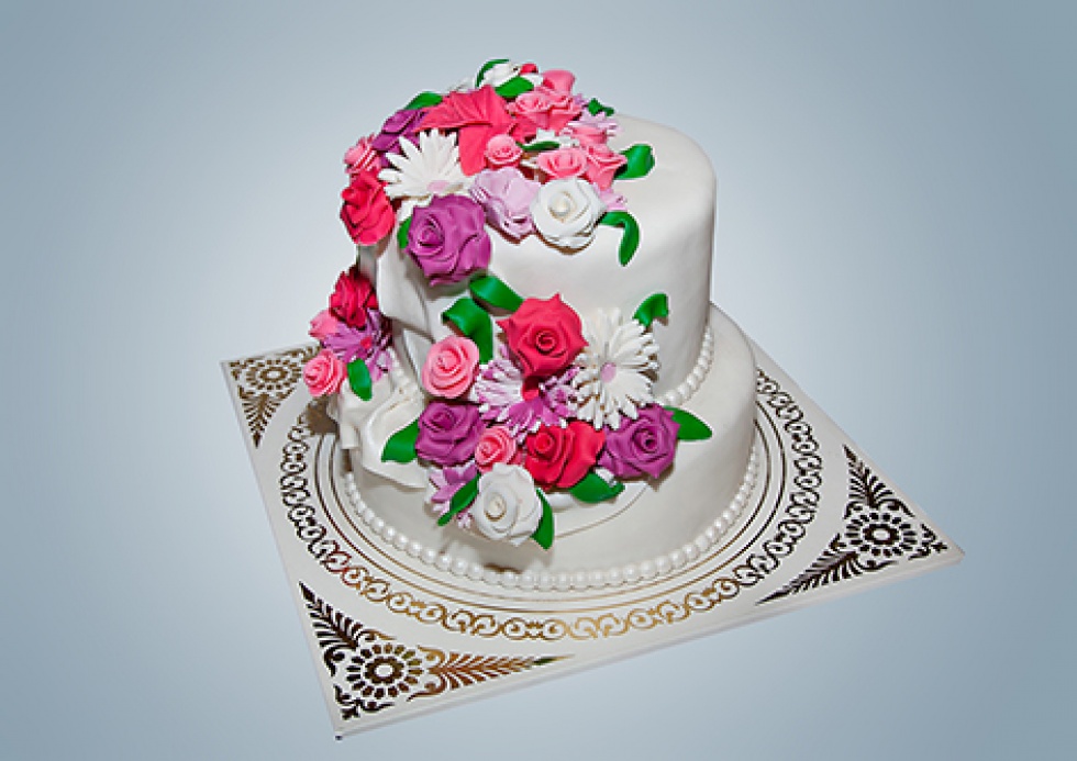 торт свадебный поляна из роз